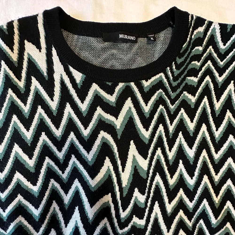 Murano Men’s Sweater - Size XL